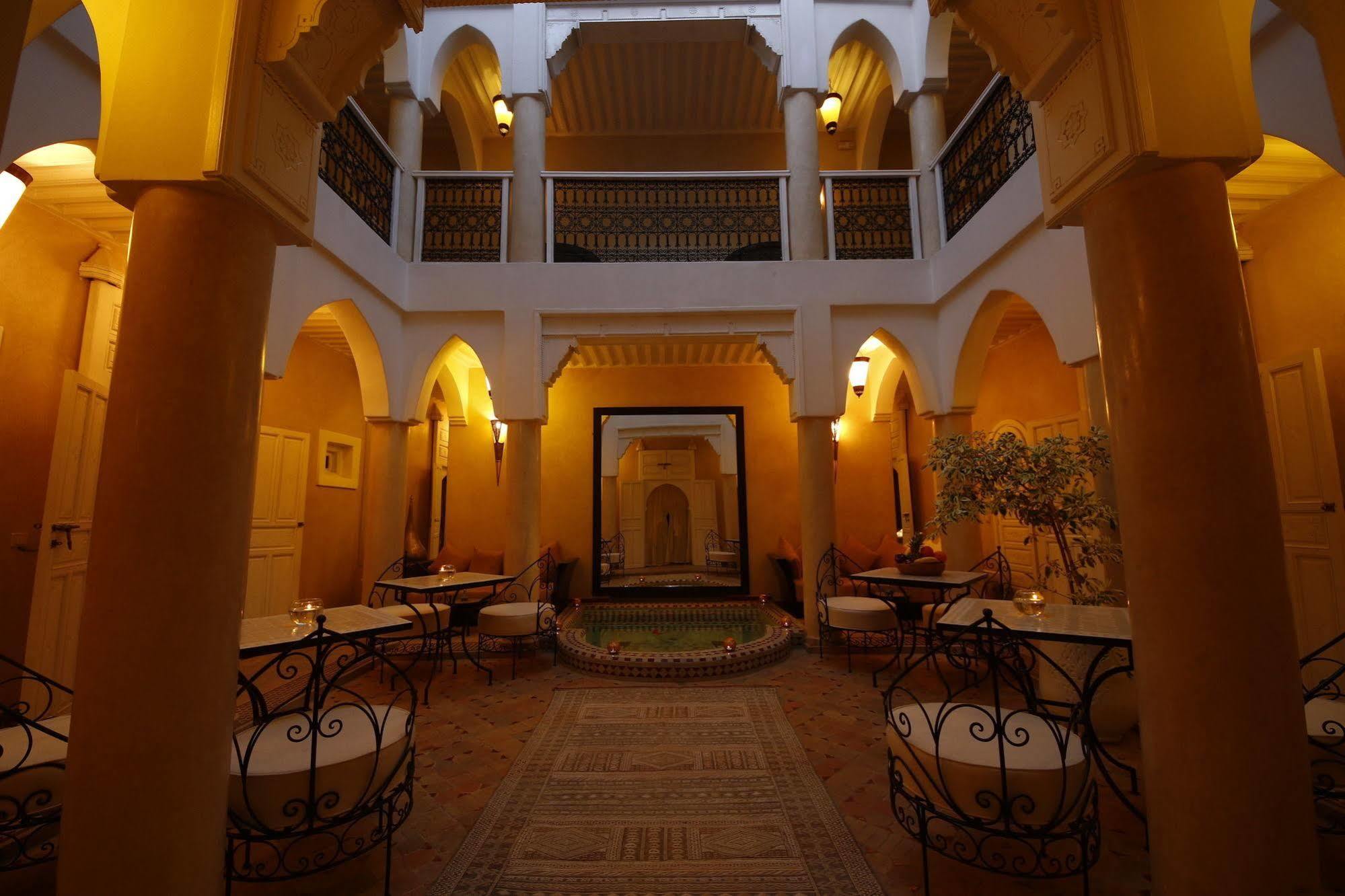 מרקש Riad Awinati Location Privatisee ,Piscine Chauffee , Beau Rooftop מראה חיצוני תמונה